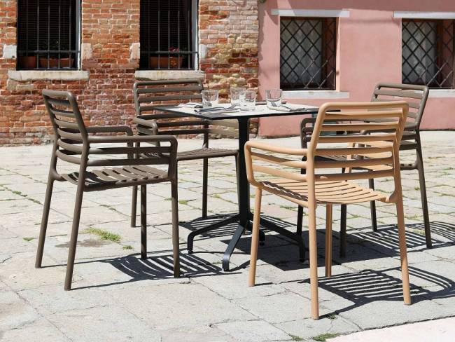 Кресло пластиковое Doga капучино 600х565х835 мм Кресло пластиковое Doga капучино 600х565х835 мм