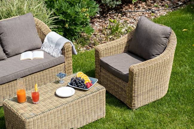 "Кон Панна" столик журнальный из искусственного ротанга, цвет соломенный "Кон Панна" столик журнальный из искусственного ротанга, цвет соломенный