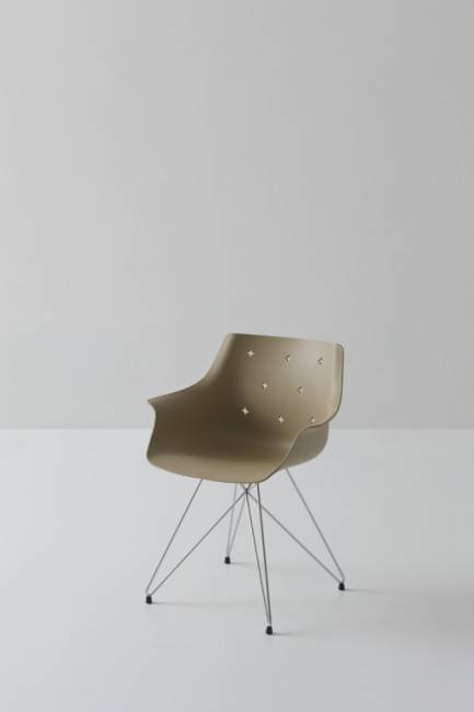 Кресло пластиковое More TC 600х570х790 мм