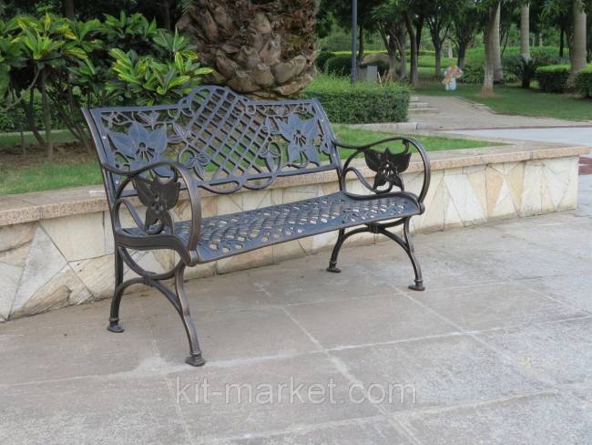Садовая скамья из литого алюминия Lily Садовая скамья из литого алюминия Lily