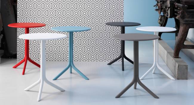 Стол пластиковый обеденный Spritz + Spritz Mini красный Ø605х400-765 мм Стол пластиковый обеденный Spritz + Spritz Mini красный Ø605х400-765 мм