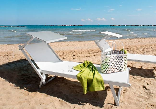 Шезлонг-лежак металлический Master серебристый 1820х760х440 мм